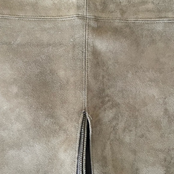 Lulus brown faux suede pencil skirt - Picture 4 of 8